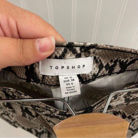 TopShop Snake Print Denim Mini Skirt Sz 6 - Picture 2 of 4